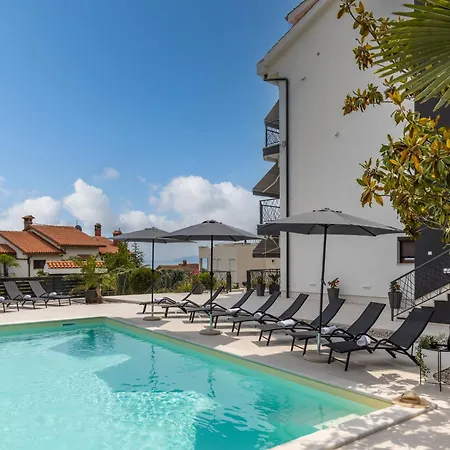 Villa Adriatic, Apartment Rebecca With Heated Swimming Pool, Sew View, Childrens Playground Icici Exterior photo
