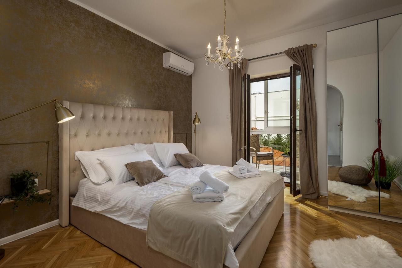 Adriatic, Rebecca With Heated Swimming Pool, Sew View, Childrens Playground * Icici